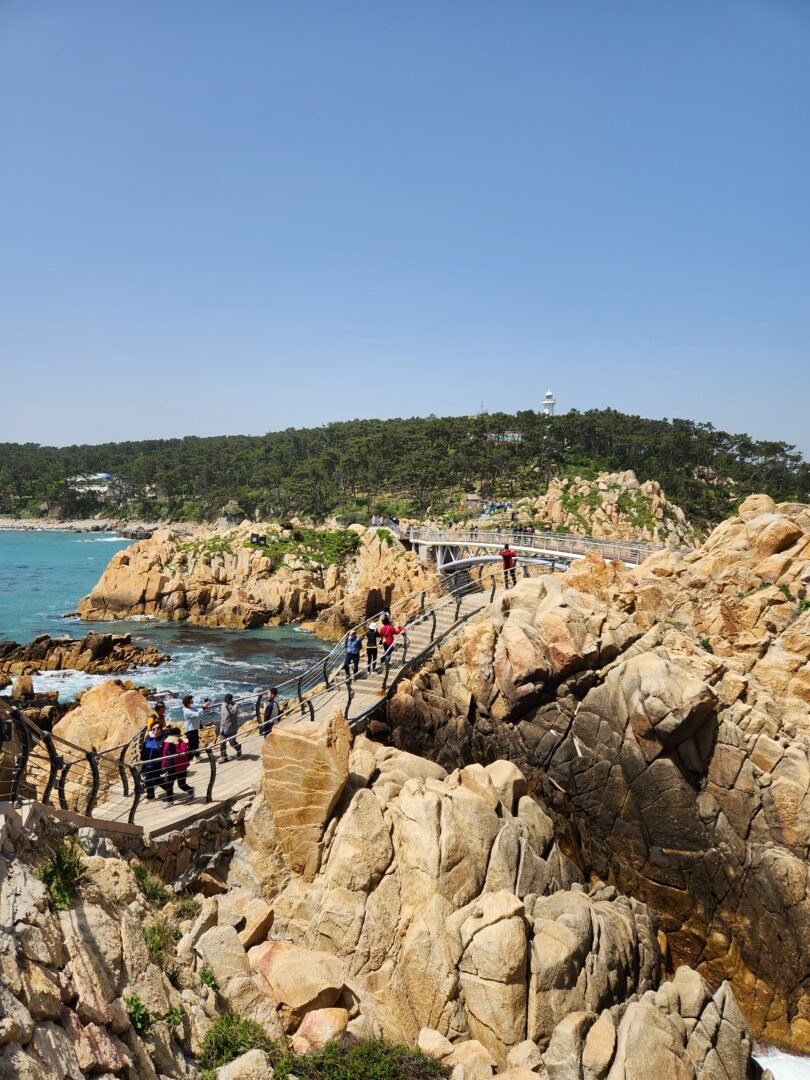 울산 대왕암공원 경탄할 만한 바다와 해안절경 전설이 어우러진 최고의 산책 명소 노마로 (1) 울산 대왕암공원 경탄할 만한 바다와 해안절경 전설이 어우러진 최고의 산책 명소 노마로